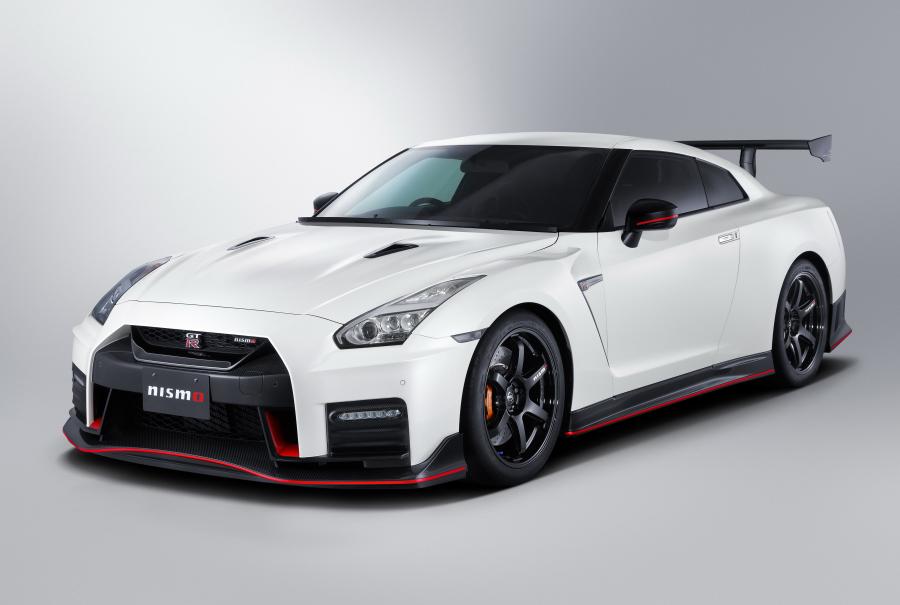  Nissan GT-R Nismo N Attack Package 2017 года  (фото 7 из 10)